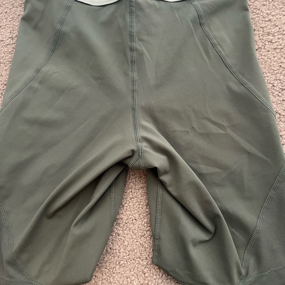 Nike pros - Picture 3 of 3